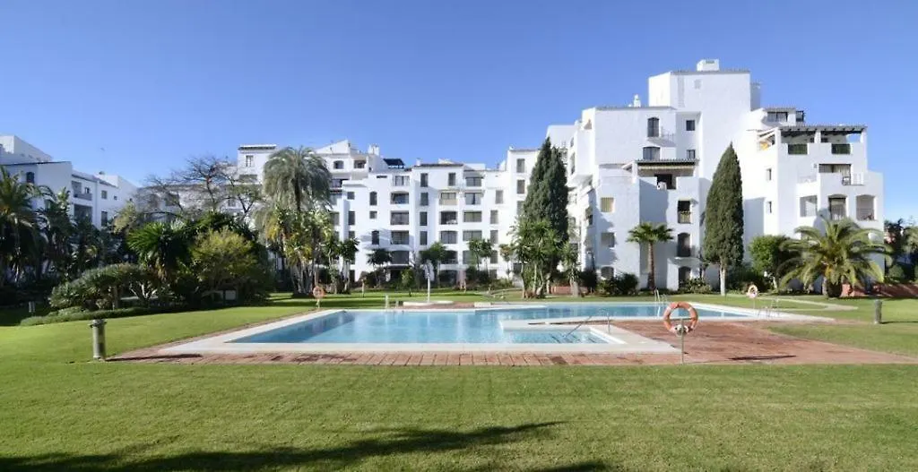 Beautiful Apartment In The Heart Of Puerto Banus Marbella