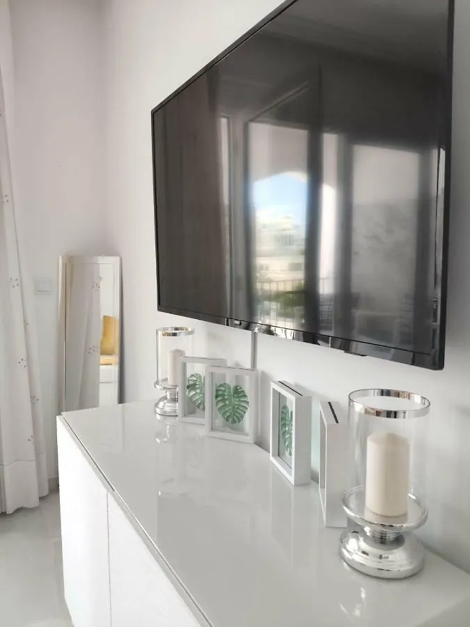 Beautiful Apartment In The Heart Of Puerto Banus Marbella