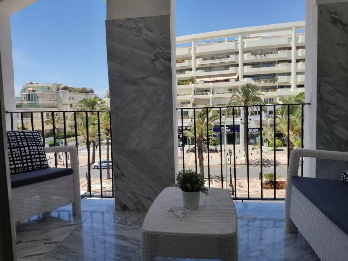 Beautiful Apartment In The Heart Of Puerto Banus Marbella