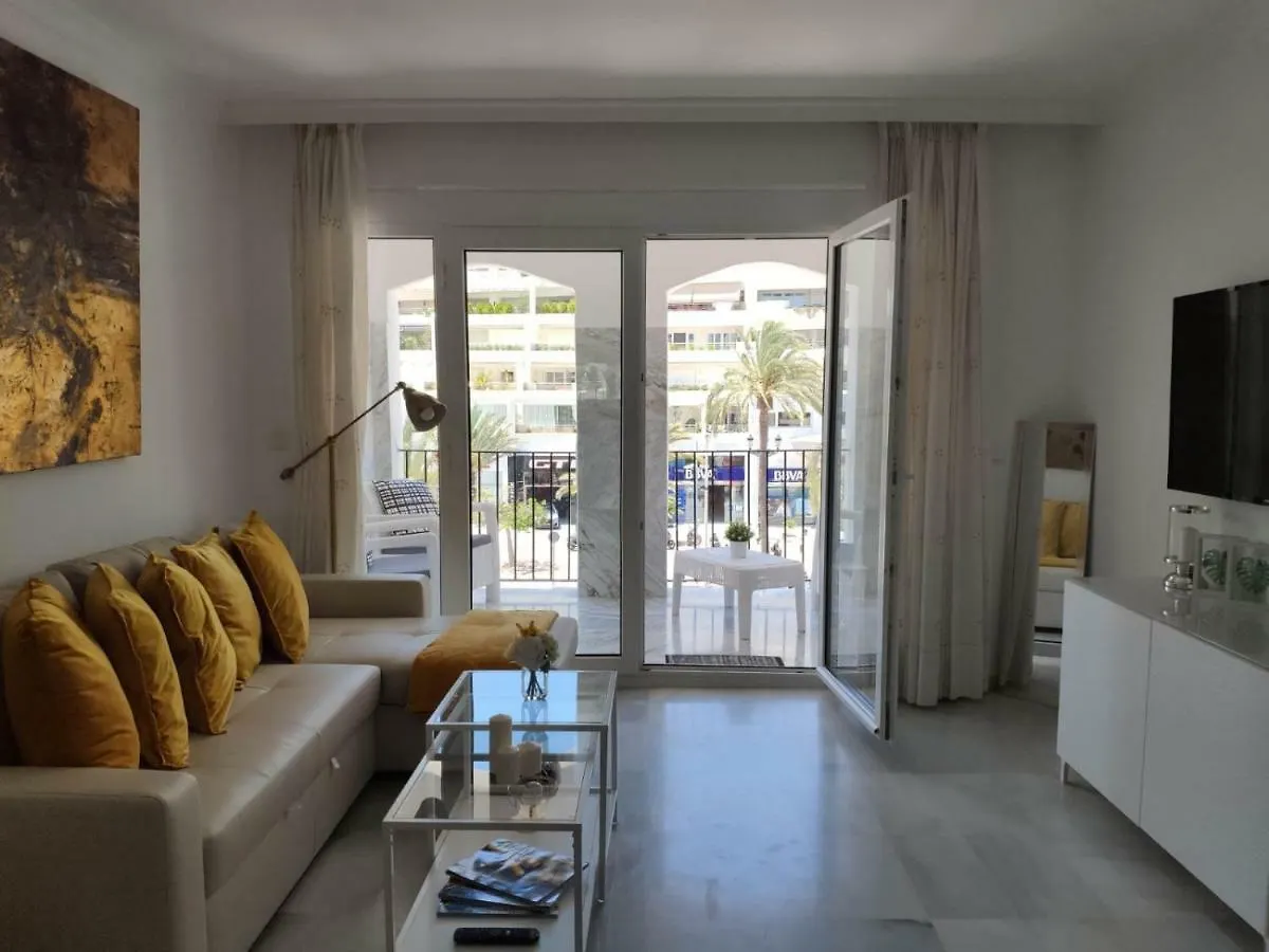 Beautiful Apartment In The Heart Of Puerto Banus Marbella